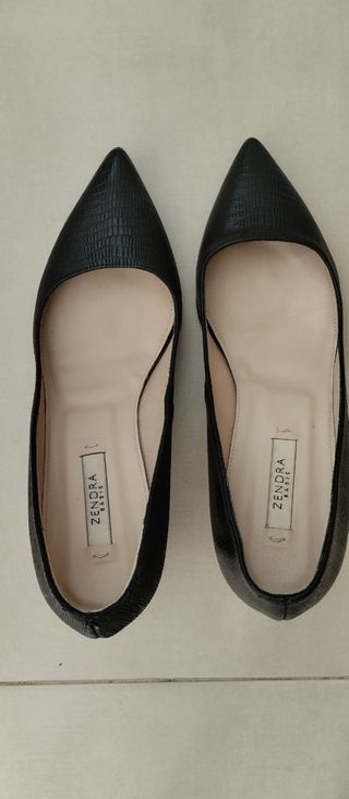 Zapatos de salón ZENDRA del Corte inglés,negros.