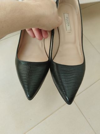 Zapatos de salón ZENDRA del Corte inglés,negros.