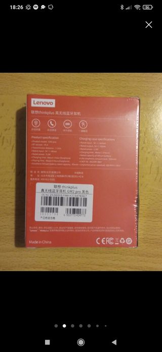 Auriculares bluetooth y tarjeta gráfica 