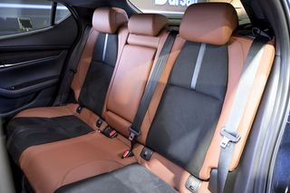 Mazda 3  3 2.0L ESKY X MHEV 137kW Nagisa 