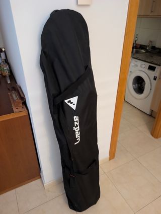 Tabla y botas de snowboard con funda