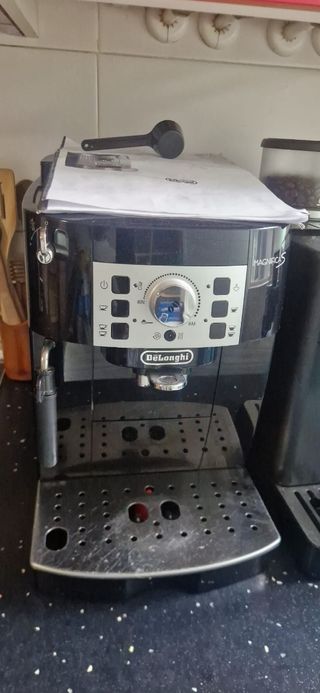 Cafetera DeLonghi Magnifica S Profesional