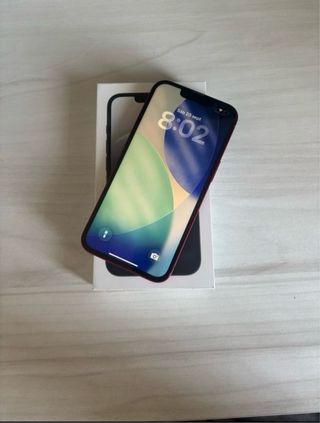 iPhone 13 Rojo 128GB Impecable