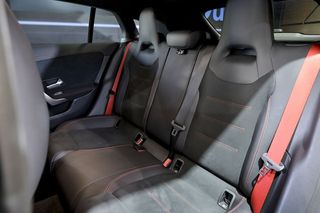 Mercedes CLA MERCEDES-BENZ   MercedesAMG 35 4MATIC Shooting Bra 