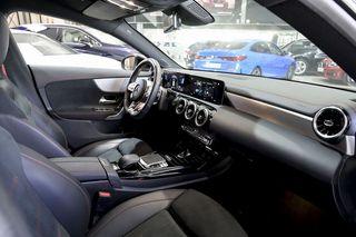 Mercedes CLA MERCEDES-BENZ   MercedesAMG 35 4MATIC Shooting Bra 