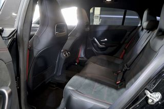 Mercedes CLA MERCEDES-BENZ   MercedesAMG 35 4MATIC Shooting Bra 