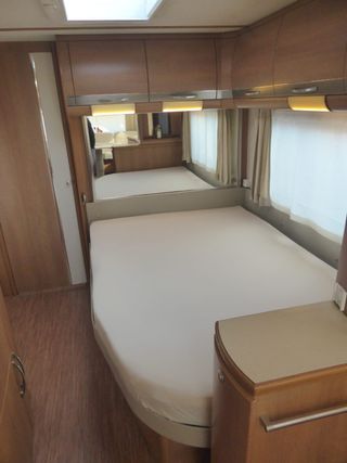 CARAVANA FENDT TOPAS 650 A/A Y NEVERA GRANDE