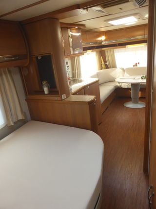 CARAVANA FENDT TOPAS 650 A/A Y NEVERA GRANDE
