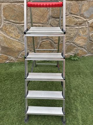 Escalera aluminio 6 peldaños