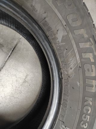 Neumáticos Kumho  y Firestone 215/70 R15 C 109/107