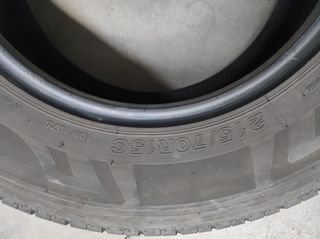 Neumáticos Kumho  y Firestone 215/70 R15 C 109/107