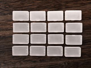 16 fundas protectoras para cartuchos GBA