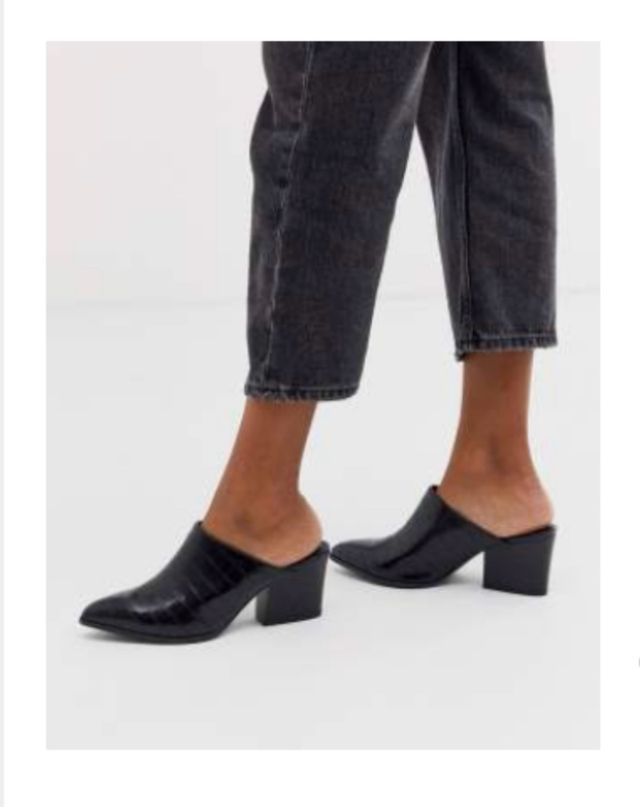 Zapatos de tacón negros