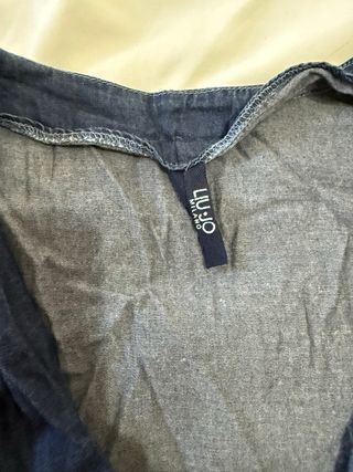 Blusa Liu Jo manga acampanada encaje