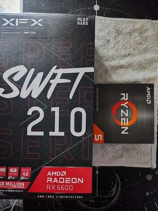 Gráfica Radeon RX 6600 + disipador AMD