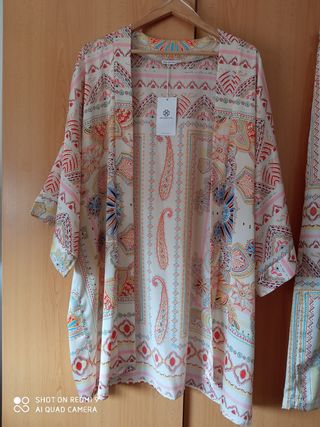 Conjunto kimono y pantalón estampado talla única