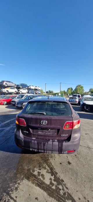 Despiece Toyota Avensis 2.2D