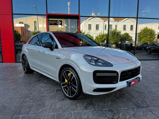 Porsche Cayenne COUPE TURBO S 2020