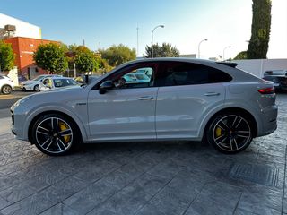 Porsche Cayenne COUPE TURBO S 2020