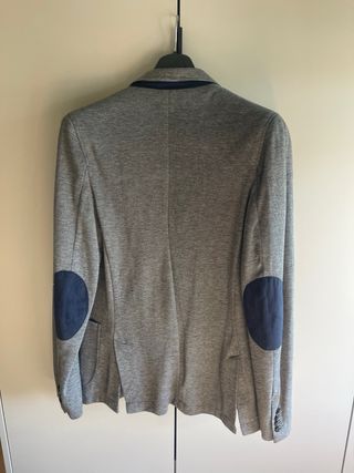 Americana gris