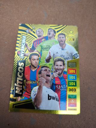 Cromo Míticos Invencible Panini