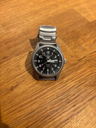 Reloj Seiko 5 Sport Automático SNZG15K1