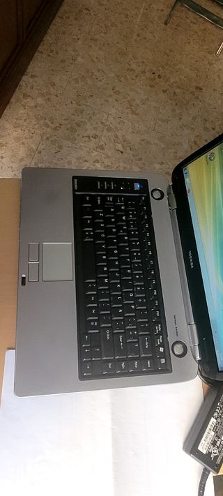 Notebook Toshiba Windows 7 Ultimate + XP  