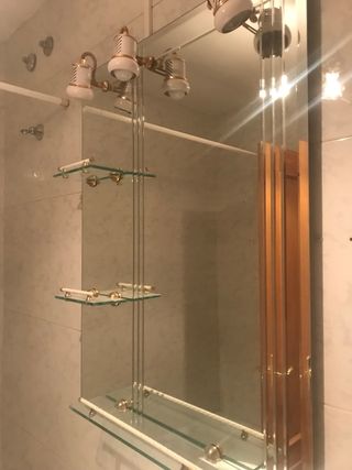 Espejo de baño con lámpara