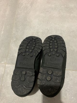 Scarponcini Timberland scamosciati neri