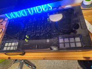 Controladora DJ Pioneer DDJ-800 + Flycase + Funda