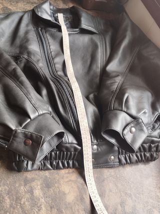 Cazadora Cuero Vintage Negra