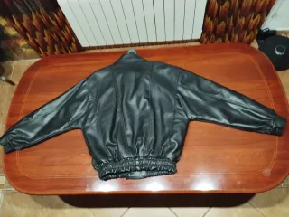 Cazadora Cuero Vintage Negra