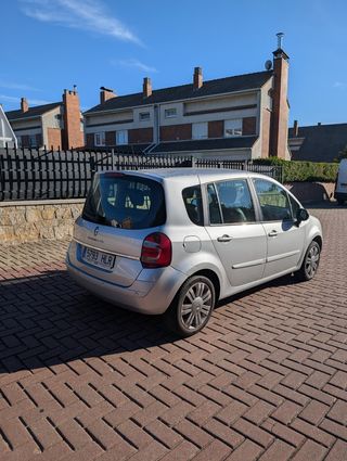 Renault Modus 2012