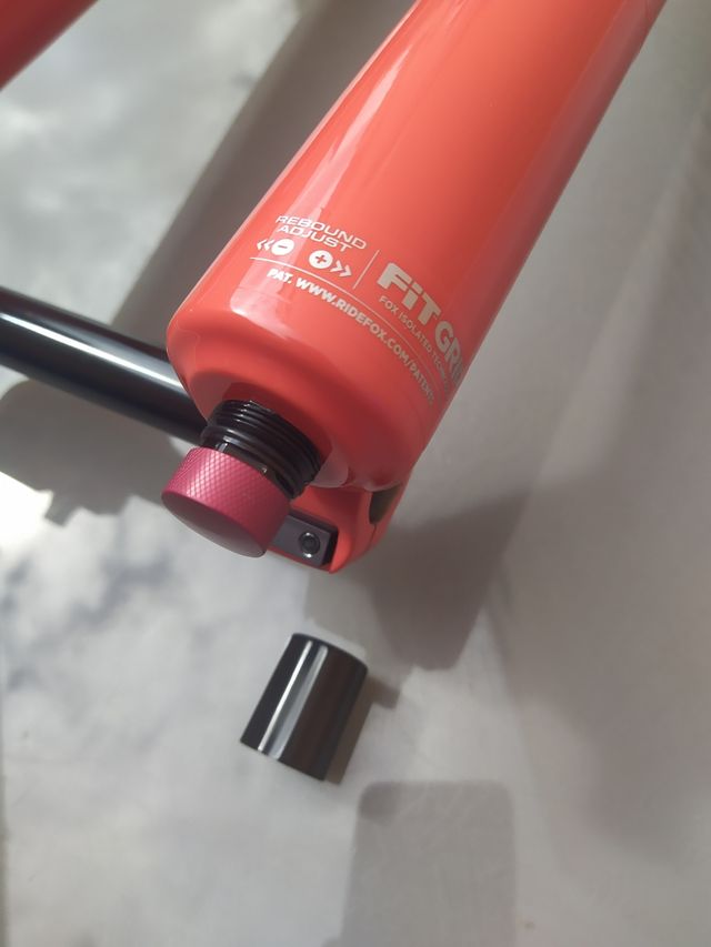 27,5" MARZOCCHI BOMBER 58 203mm Grip 20x110mm.NUEV