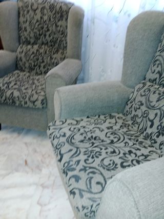 2 Sillones de tela beige y gris