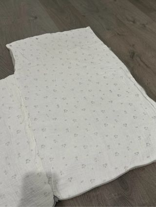 Saco portabebés Zara Home gris