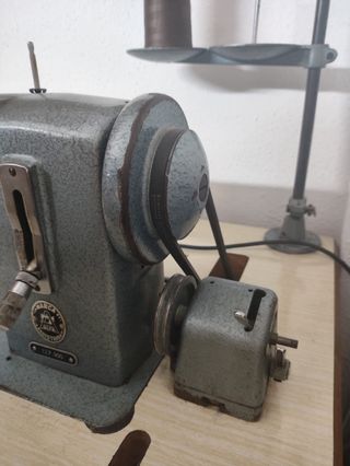 Máquina de coser ALFA industrial