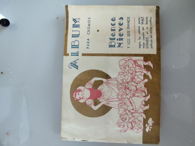 Álbum Blancanieves y los 7 Enanitos Cromos 1940