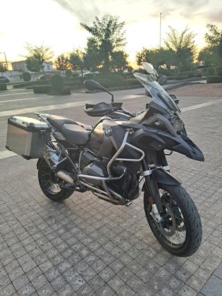 BMW R1200 GS Adventure Triple Black
