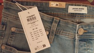 Pantalón vaquero Jack & Jones azul

Talla 32/30