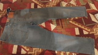 Pantalón vaquero Jack & Jones azul

Talla 32/30