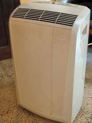Aire Acondicionado Portátil DeLonghi Pingüino
