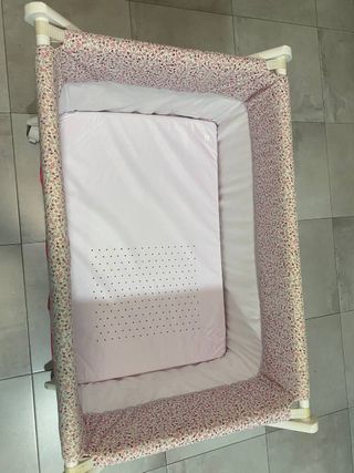 Minicuna bebé floral