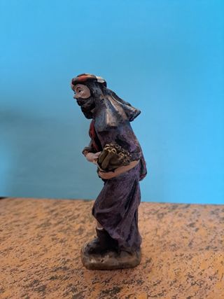 Figura Belén Pastor con leña
