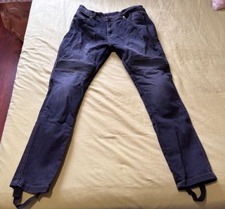 Pantalón moto vaquero negro chica Talla XL.