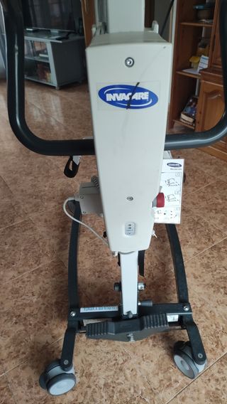 Grúa para traslado eléctrica semi nueva muy comple