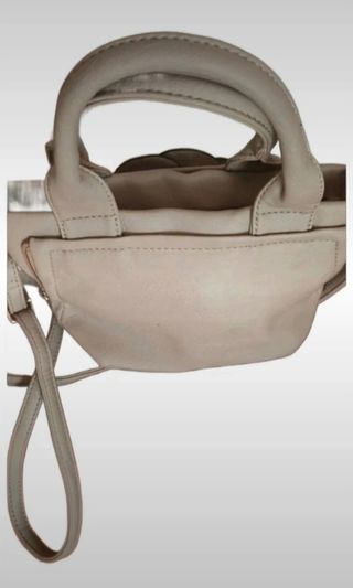 Borsetta donna beige con fiore