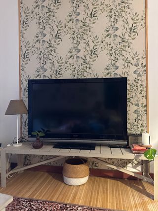 Mesa de TV de madera