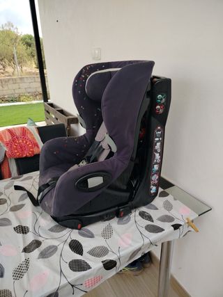 Sillita coche BebeConfort Axiss giratoria