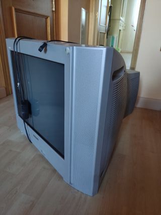 Televisor Sony antiguo